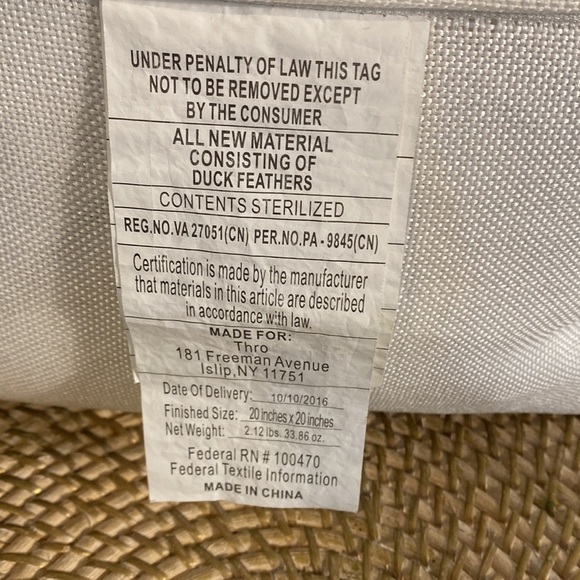 New Set of Two Gold Silver & White 100% Polyester Duck Feather Filled Pillows - Picture 4 of 6